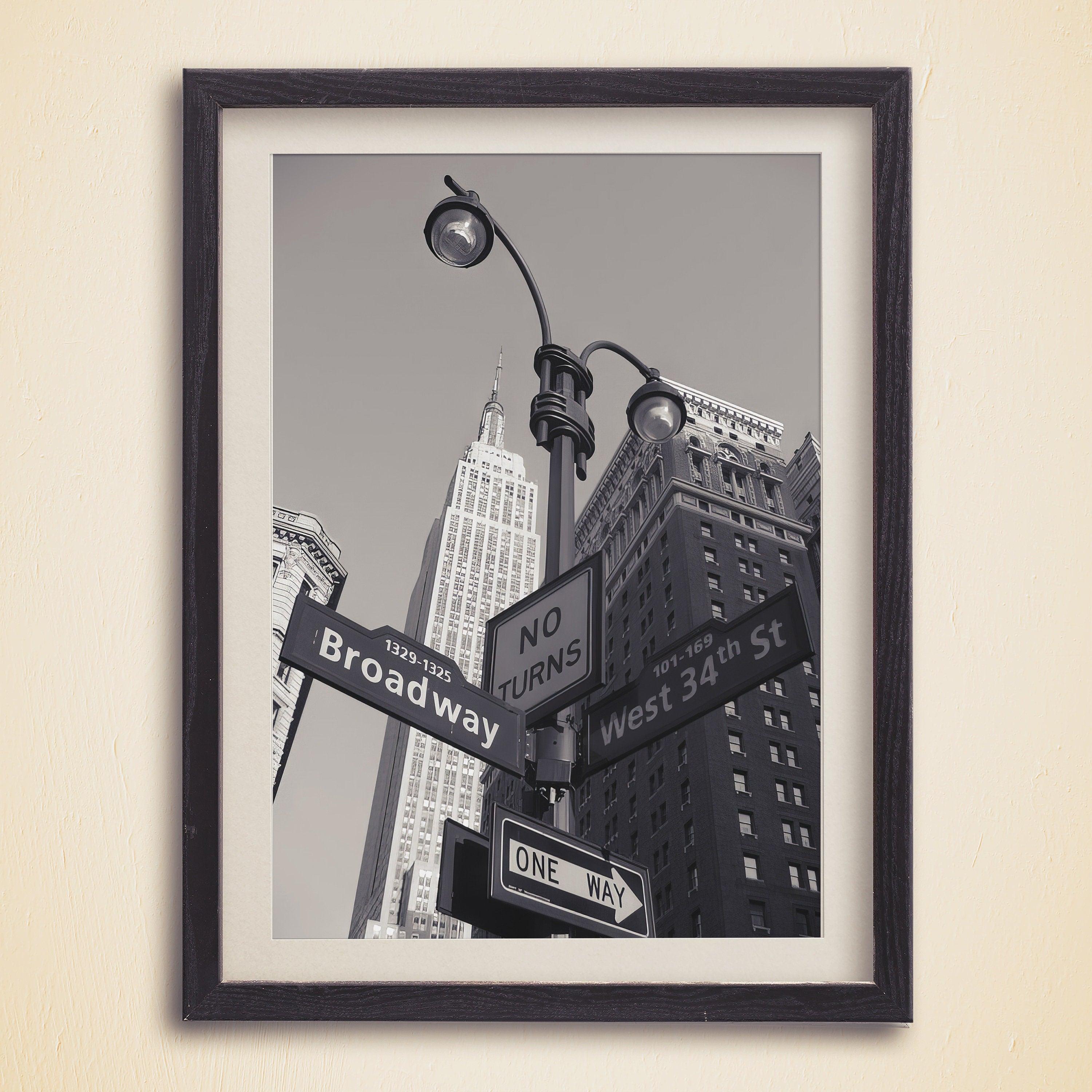 New York City Set of 3, Aesthetic Vintage Posters, Black And White Gallery Set, USA Travel Gift - DreamBrothers
